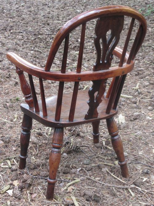 19TH CENTURY YEWWOOD CHILDS WINDSOR CHAIR CIRCA 1810 1840 - ADDITIONAL PHOTO 5