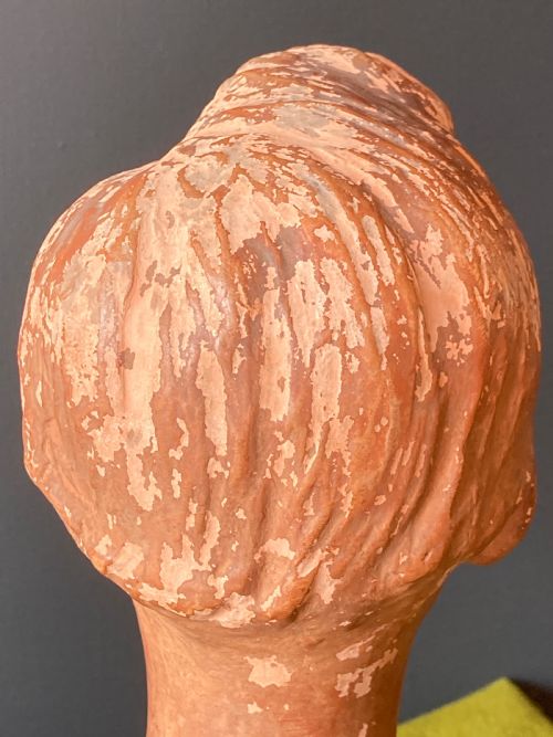 DECORATIVE ITALIAN TERRACOTTA BUST INSCRIBED BENEDICTO CIRCA 1940 - ADDITIONAL PHOTO 5