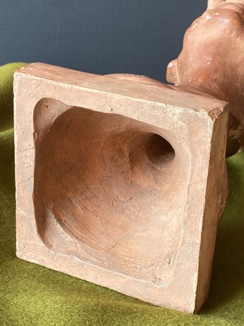 DECORATIVE ITALIAN TERRACOTTA BUST INSCRIBED BENEDICTO CIRCA 1940 - ADDITIONAL PHOTO 8