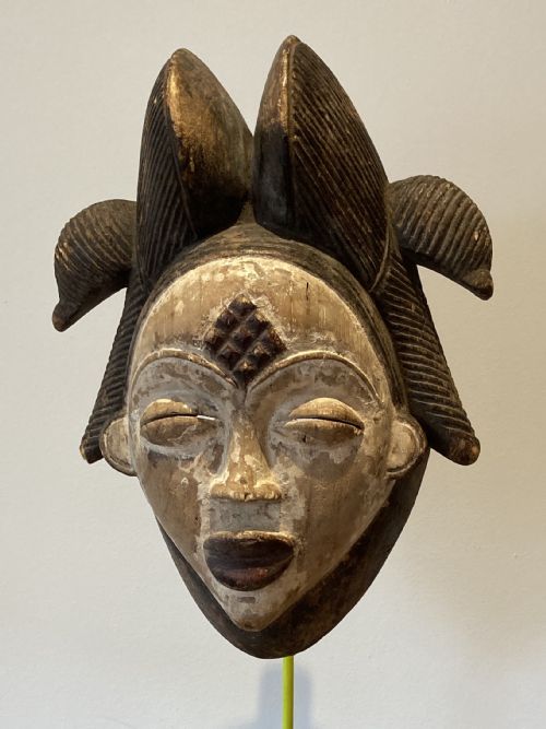 A PUNU MASK GABON 19TH CENTURY - ADDITIONAL PHOTO 4