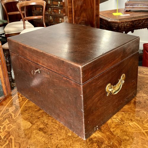GEORGIAN MAHOGANY SILVER CHEST CIRCA 1790 - ADDITIONAL PHOTO 2