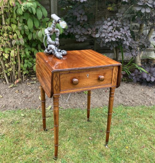 LATE GEORGIAN WORK OR LAMP TABLE CIRCA 1800 - ADDITIONAL PHOTO 2