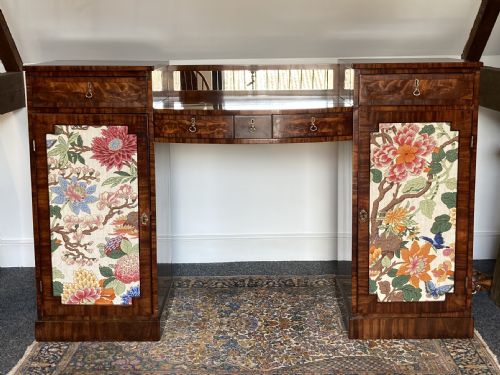 LATE GEORGIAN MAHOGANY PEDESTAL SIDEBOARD CIRCA 1810 - ADDITIONAL PHOTO 1