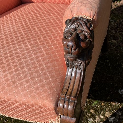 VICTORIAN MAHOGANY LIONS HEAD UPHOLSTERED ARMCHAIR CIRCA 1860 - ADDITIONAL PHOTO 1