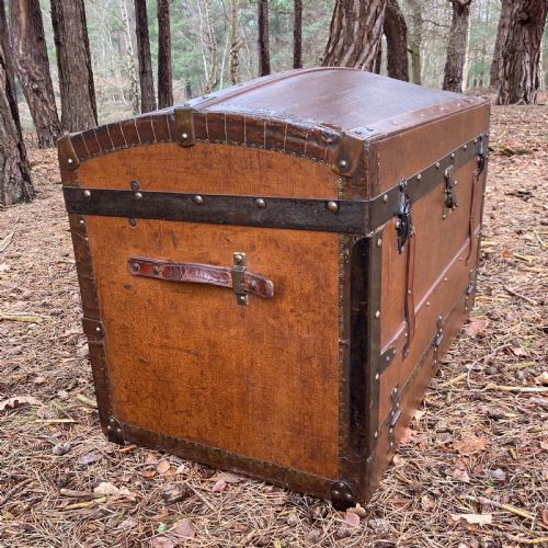 VINTAGE STEAMER CABIN TRUNK CIRCA 1880 - ADDITIONAL PHOTO 1