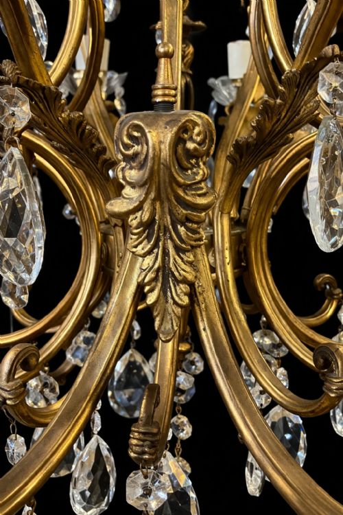 FINE ANTIQUE GILT BRONZE CRYSTAL 18LIGHT CHANDELIER CIRCA 1920 - ADDITIONAL PHOTO 8