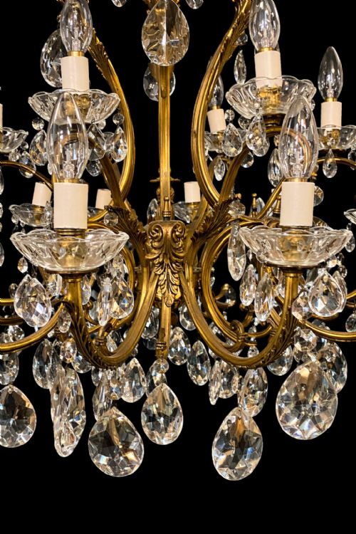 FINE ANTIQUE GILT BRONZE CRYSTAL 18LIGHT CHANDELIER CIRCA 1920 - ADDITIONAL PHOTO 13