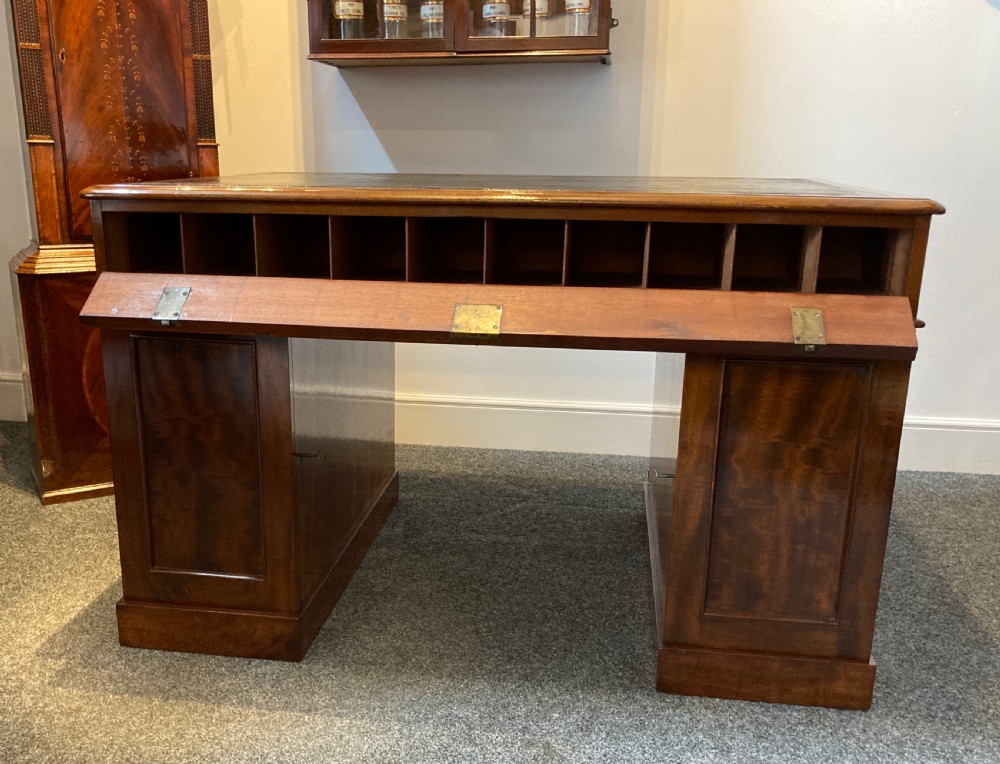 Early Victorian Mahogany Pedestal Desk, Circa 1840 View VII
