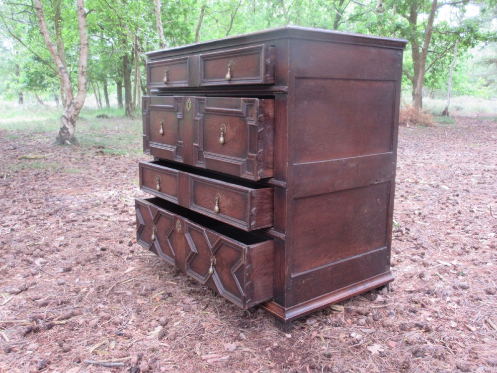 A Fine 17th Century Oak Chest Of Drawers, Circa 1680 View VII