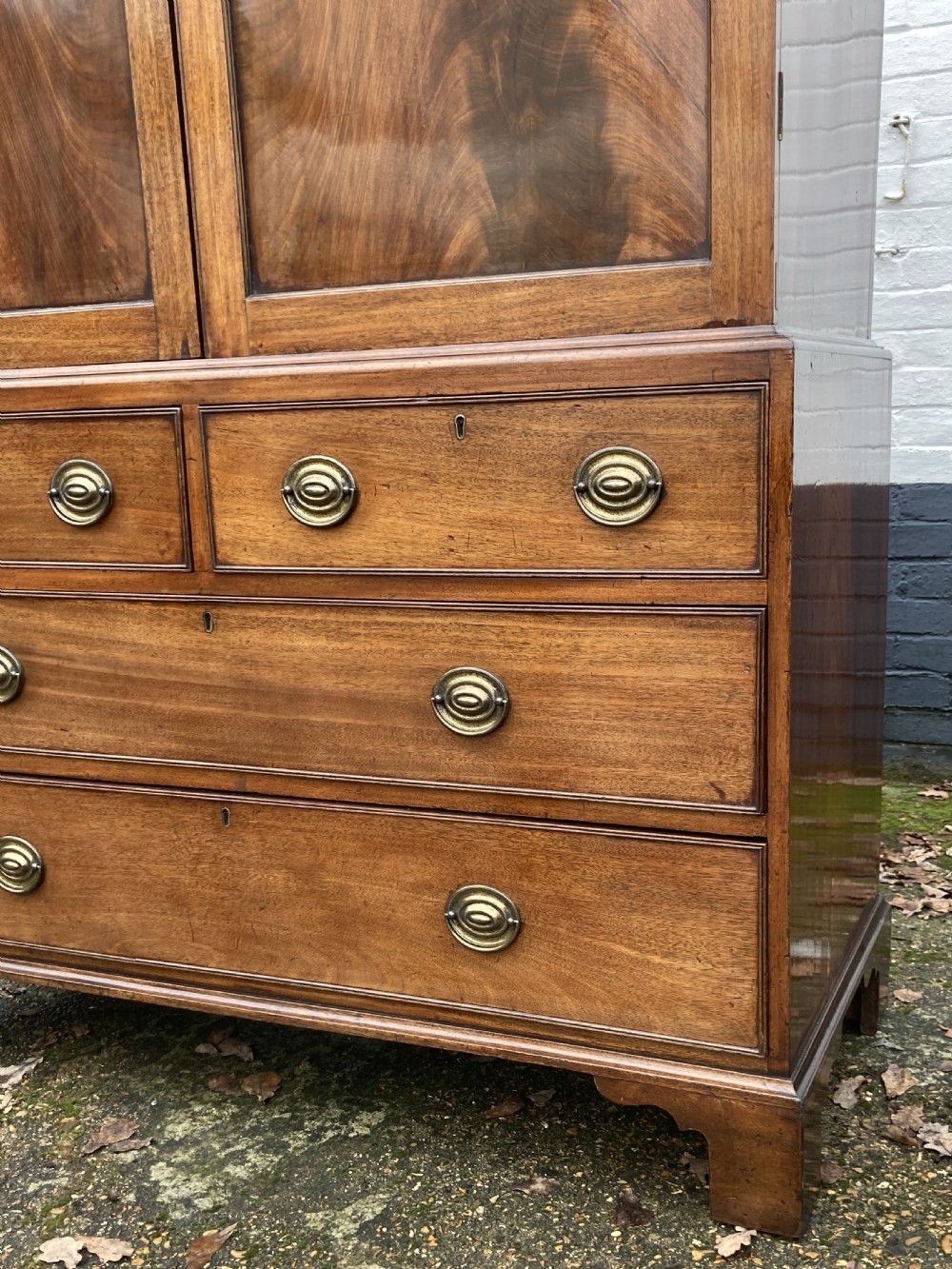 George III Mahogany Linen Press, Circa 1790 View V