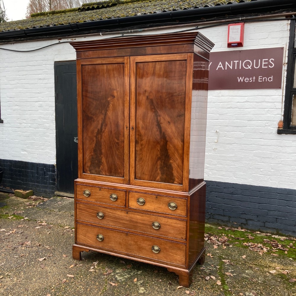 George III Mahogany Linen Press, Circa 1790 View XI