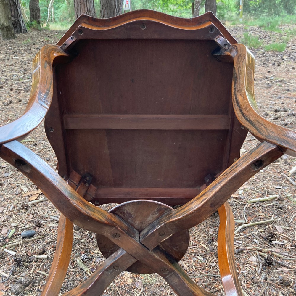 Victorian Rosewood Octagonal Centre Table, Circa 1890 View VIII