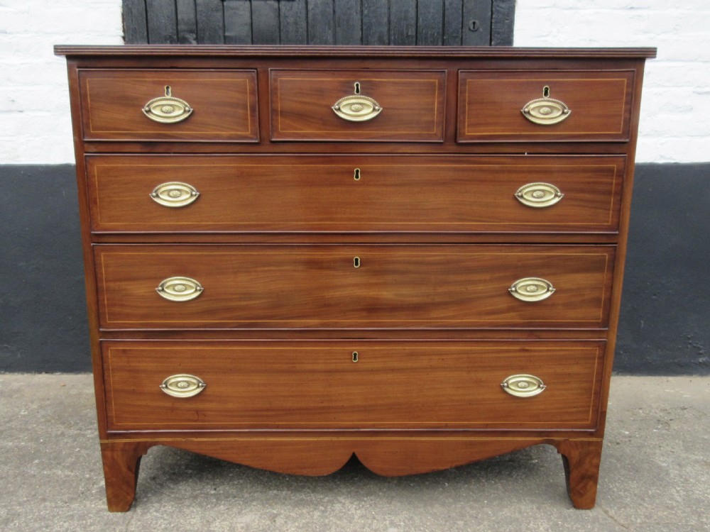 George III Scottish Mahogany Chest Of Drawers, Circa 1810