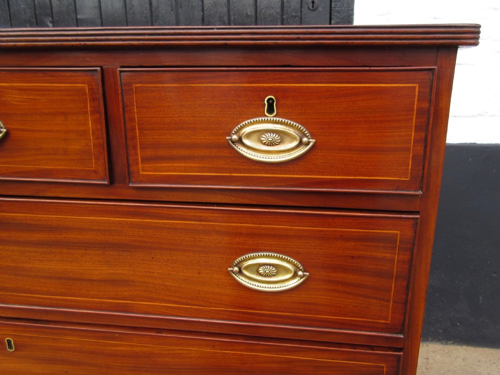 George III Scottish Mahogany Chest Of Drawers, Circa 1810 View V