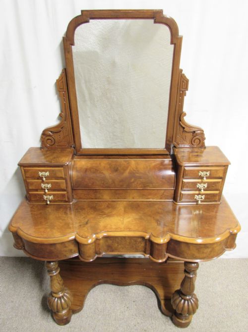 Burr Walnut Duchess Dressing Table