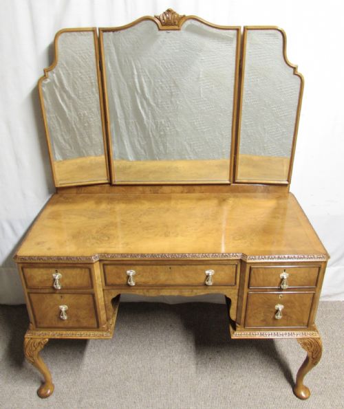 Burr Walnut Queen Anne Dressing Table