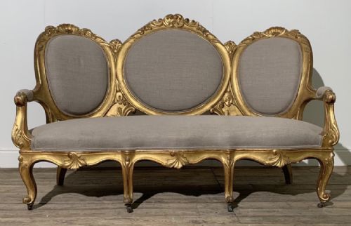 Fine Gilt Wood Spanish Rococo Settee