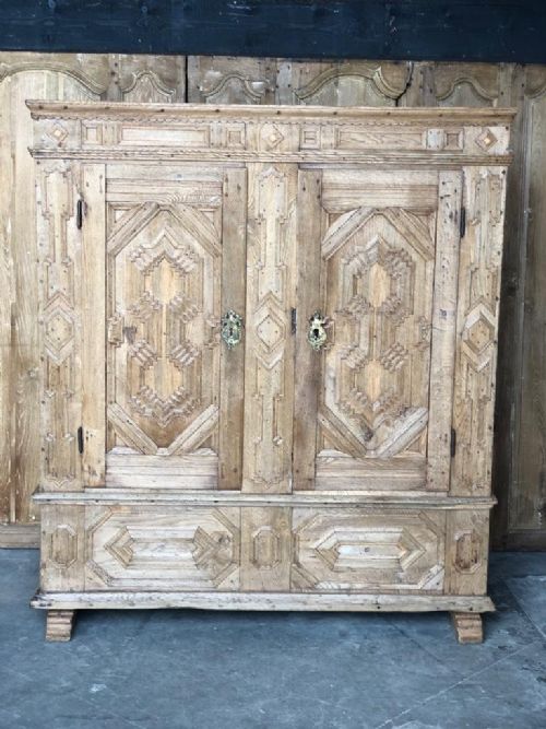 17th C French Oak Cupboard