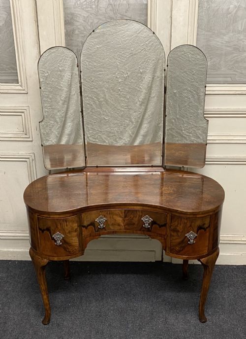 Burr Walnut Kidney Dressing Table