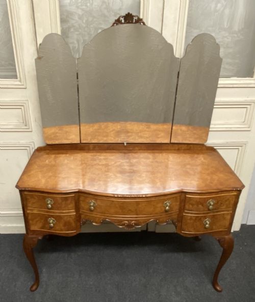 Quality Burr Walnut Dressing Table