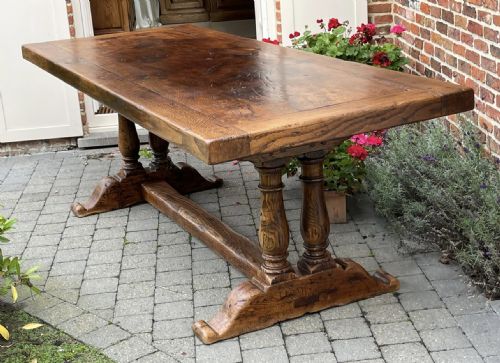 Oak Farmhouse Table Wonderful Colour