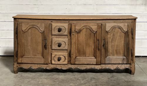 French Bleached Oak Early Enfilade