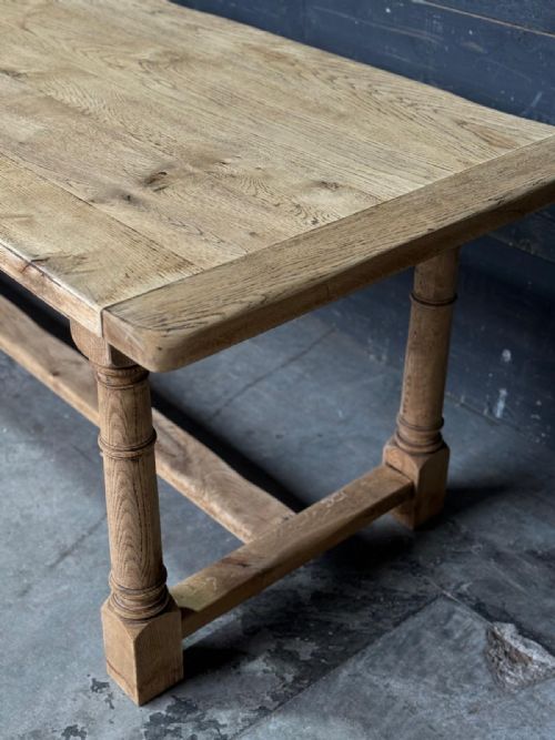 GOOD QUALITY BLEACHED OAK FARMHOUSE DINING TABLE - ADDITIONAL PHOTO 8