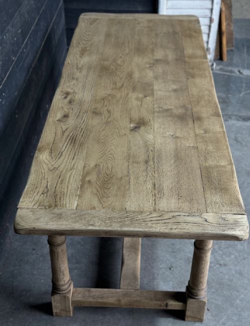 GOOD QUALITY BLEACHED OAK FARMHOUSE DINING TABLE - ADDITIONAL PHOTO 9