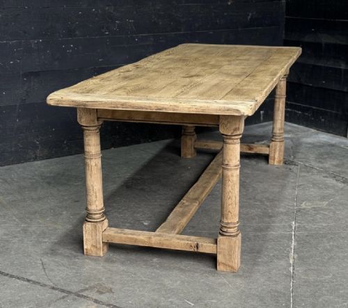 GOOD QUALITY BLEACHED OAK FARMHOUSE DINING TABLE - ADDITIONAL PHOTO 13