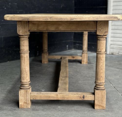 GOOD QUALITY BLEACHED OAK FARMHOUSE DINING TABLE - ADDITIONAL PHOTO 17