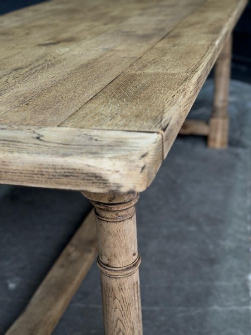 GOOD QUALITY BLEACHED OAK FARMHOUSE DINING TABLE - ADDITIONAL PHOTO 22