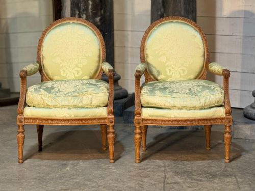 COMFORTABLE PAIR FRENCH BERGERE CHAIRS - ADDITIONAL PHOTO 2