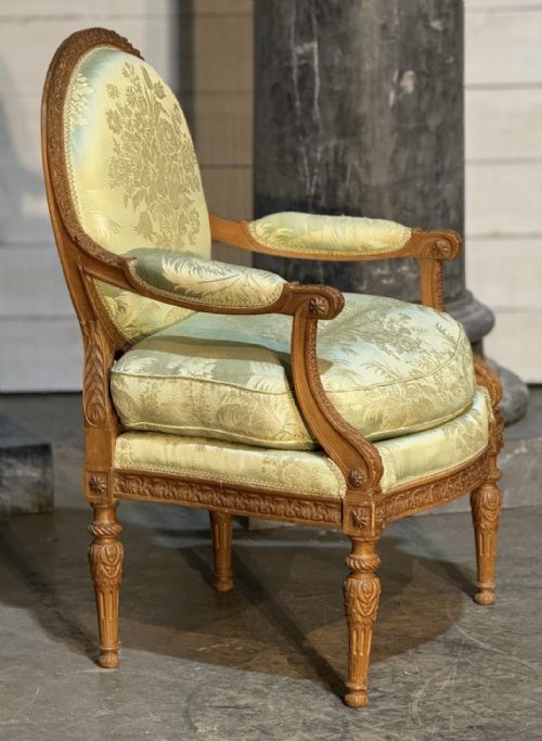 COMFORTABLE PAIR FRENCH BERGERE CHAIRS - ADDITIONAL PHOTO 23