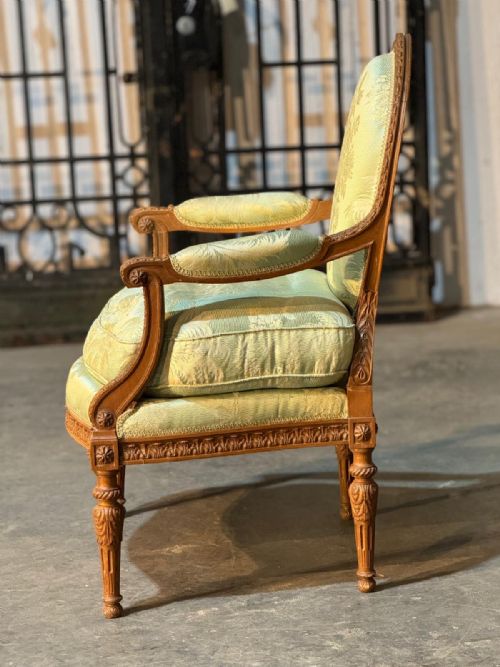 COMFORTABLE PAIR FRENCH BERGERE CHAIRS - ADDITIONAL PHOTO 25