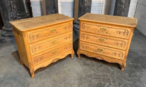 RARE PAIR FRENCH COMMODE CHESTS OF DRAWERS - ADDITIONAL PHOTO 3