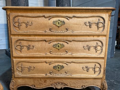 RARE PAIR FRENCH COMMODE CHESTS OF DRAWERS - ADDITIONAL PHOTO 9