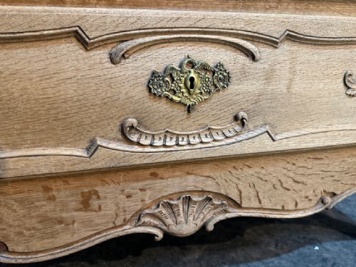 RARE PAIR FRENCH COMMODE CHESTS OF DRAWERS - ADDITIONAL PHOTO 10