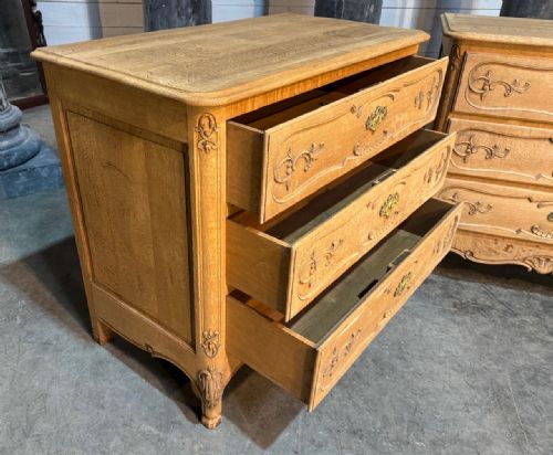 RARE PAIR FRENCH COMMODE CHESTS OF DRAWERS - ADDITIONAL PHOTO 12