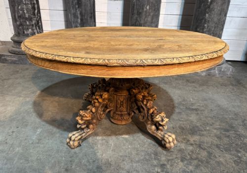 French Oak Centre Hunting Table