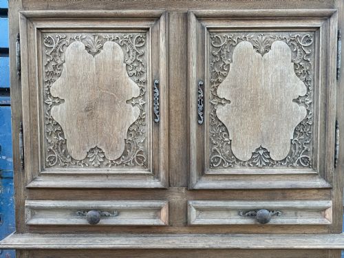 18TH CENTURY FRENCH NORMANDIE LARDER CUPBOARD - ADDITIONAL PHOTO 1