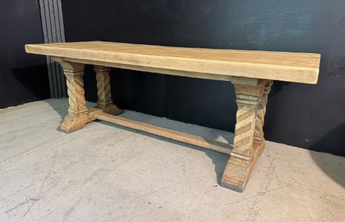 FRENCH OAK FARMHOUSE DINING TABLE - ADDITIONAL PHOTO 1