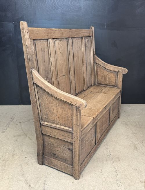 18th Century Oak Bench View VI