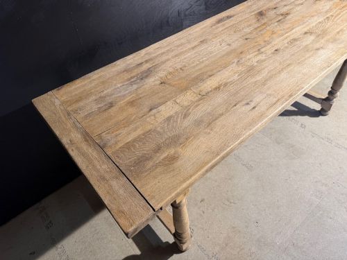 FRENCH OAK FARMHOUSE DINING TABLE - ADDITIONAL PHOTO 5