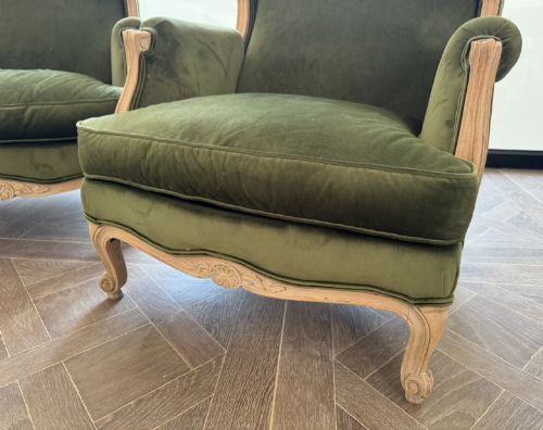 EXTREMELY COMFORTABLE PAIR FRENCH WING BACK ARM CHAIRS - ADDITIONAL PHOTO 2