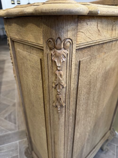 PRETTY PAIR FRENCH OAK SHELVES - ADDITIONAL PHOTO 7