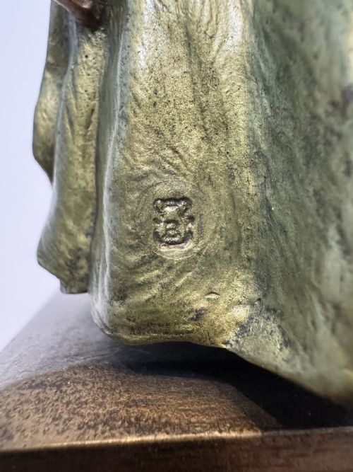 ‘Arab Trader’ Bronze Sculpture by Franz Bergman View VIII
