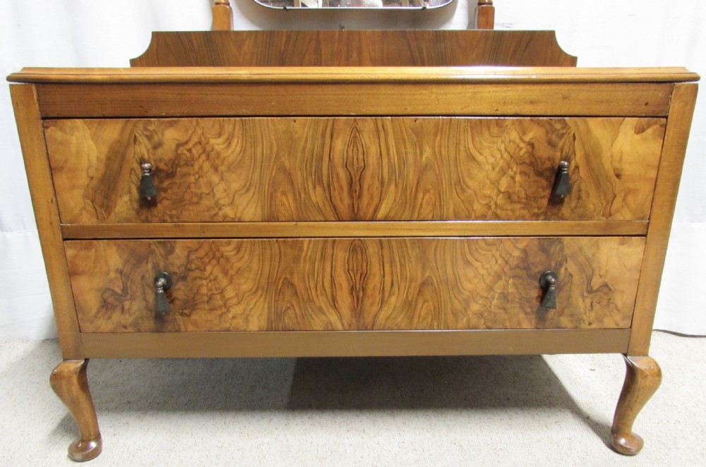 Sweet Walnut Dressing Table View III