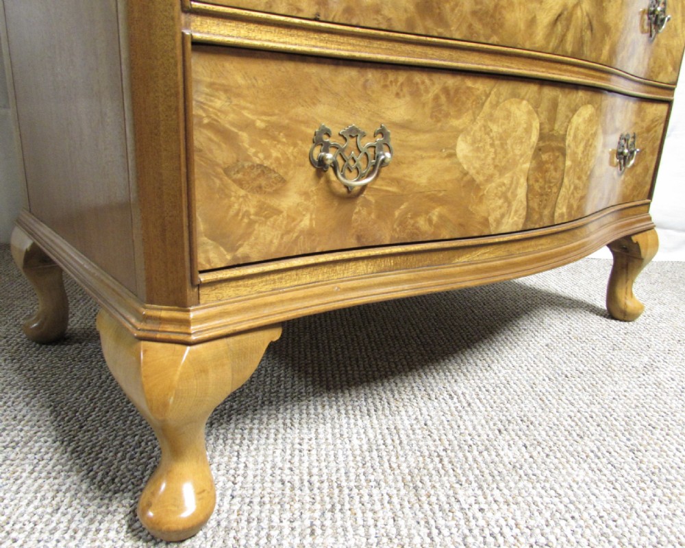 Burr Walnut 5 Drawer Serpentine Chest of Drawers View VII
