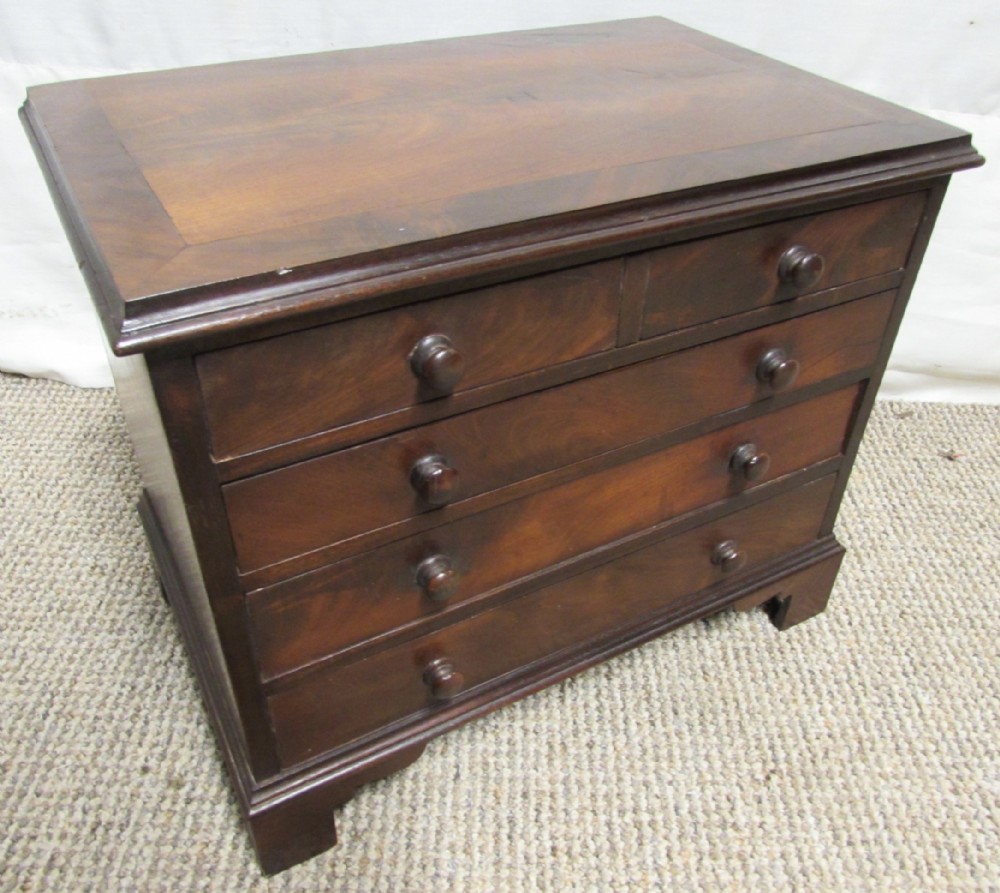 Miniature Jewellery Chest of Drawers