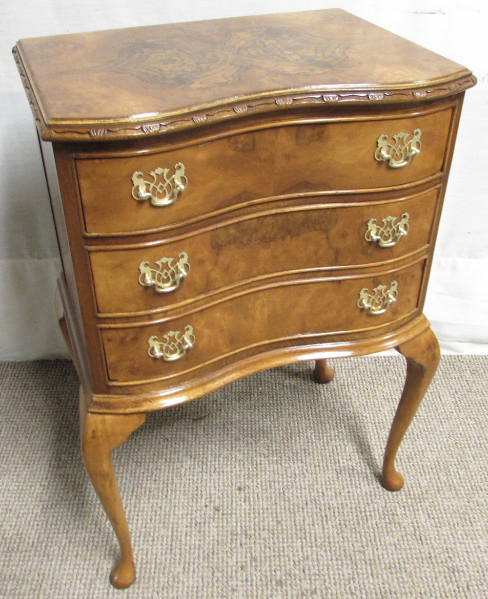 Small Burr Walnut Chest of Drawers